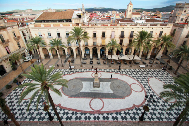 plaça de la vila 2022.jpeg